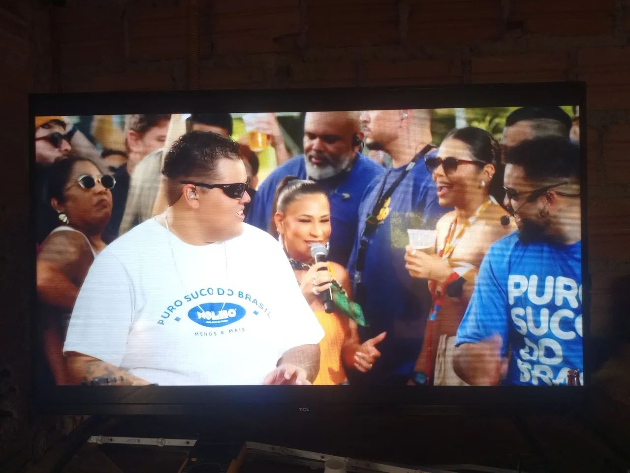 Televiso Semp TCL 43 polegadas smart  - Foto 2