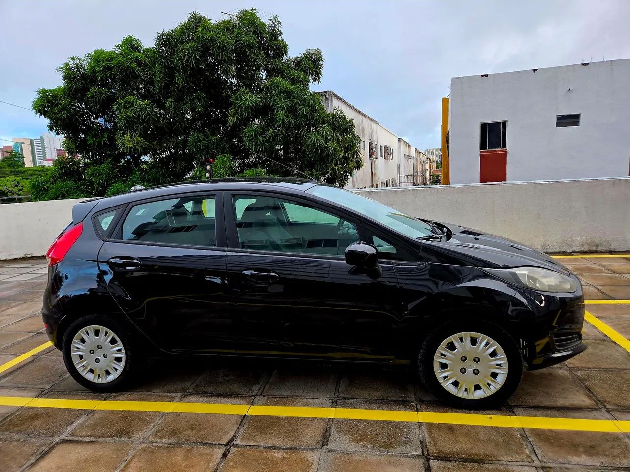 Ford Fiesta 1.5 16V Flex Mec. 5P 2014 - Foto 10