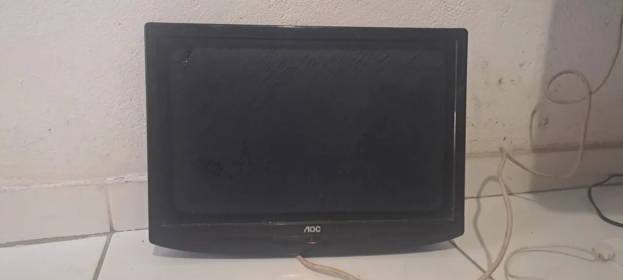 Monitor TV AOC 19" LCD com HDMI - Funcionando Perfeitamente