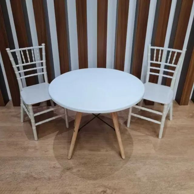 Conjunto de mesa e cadeiras infantil 