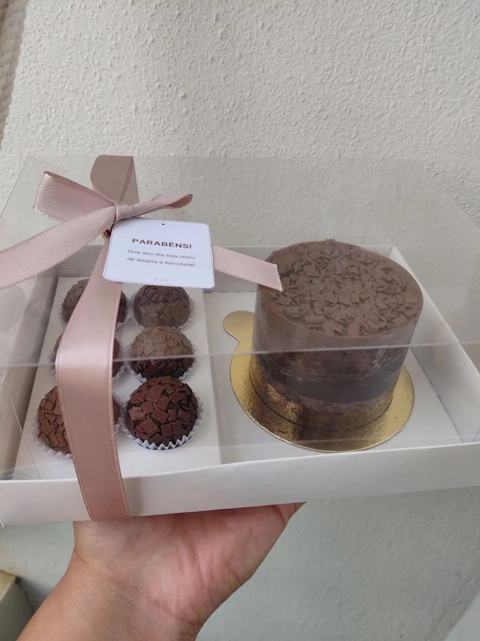 Caixa Box mini bento e 6 brigadeiros  - Foto 5