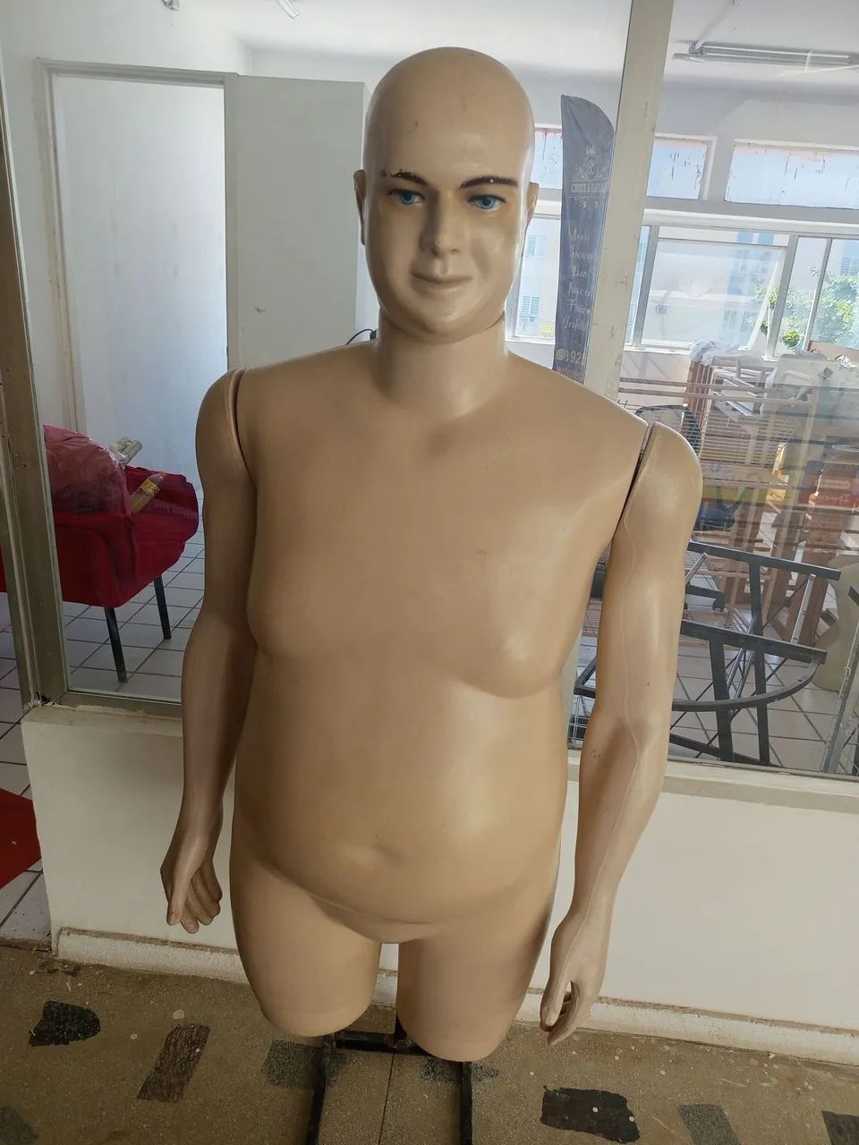 Manequim masculino plus size - Foto 2