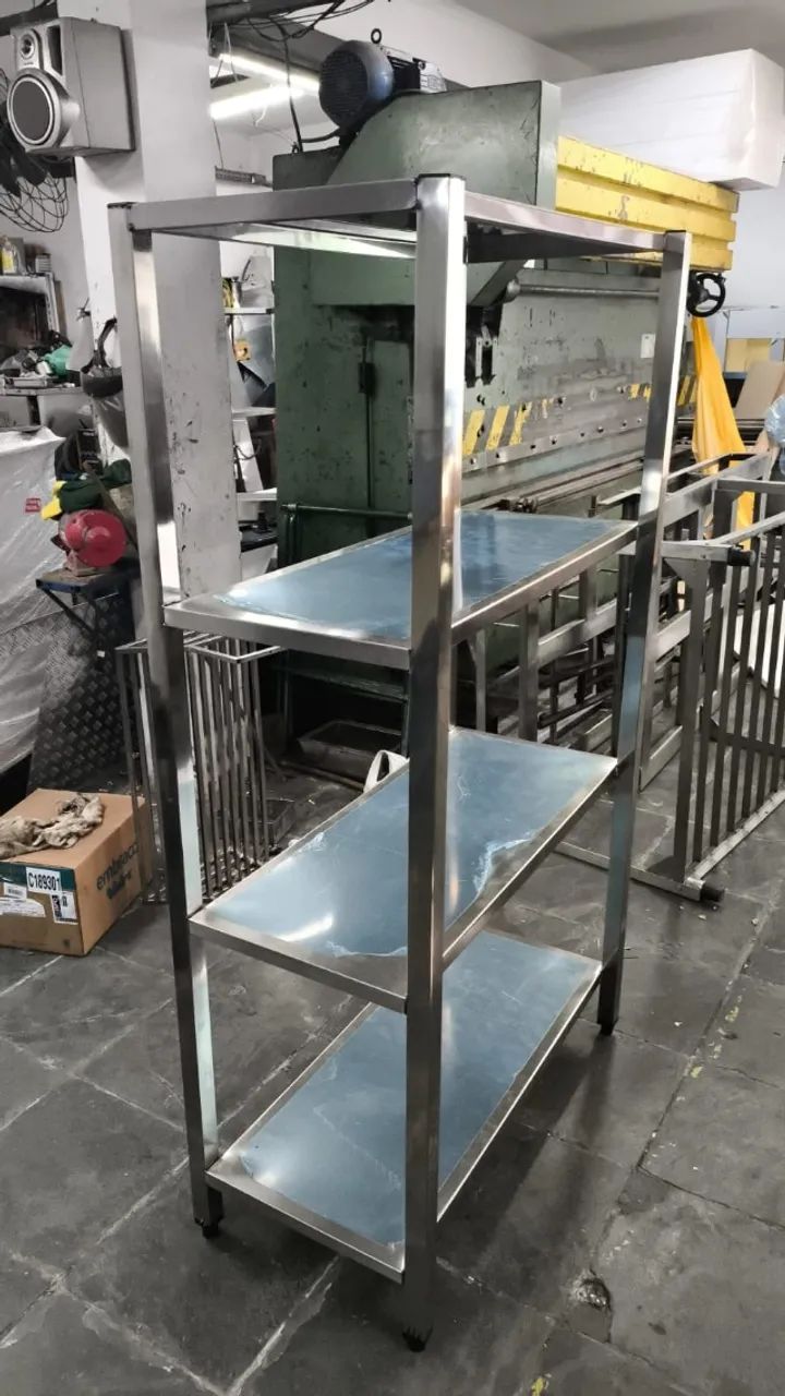 Estante de 4 planos