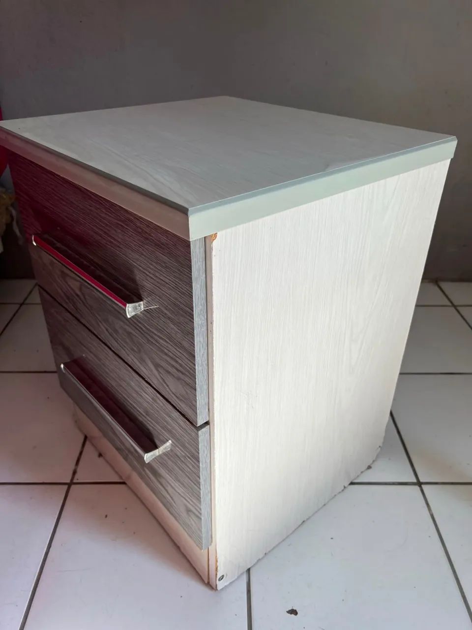 Mesa de Cabeceira usada 