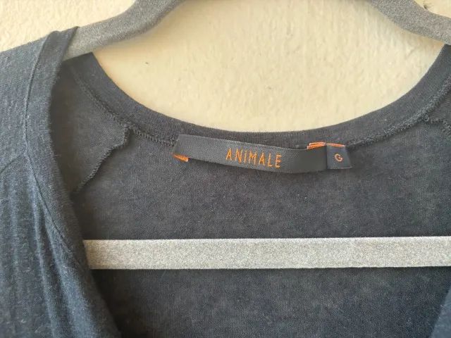 Blusa da marca Animale preta, tamanho G. Basica. - Foto 4