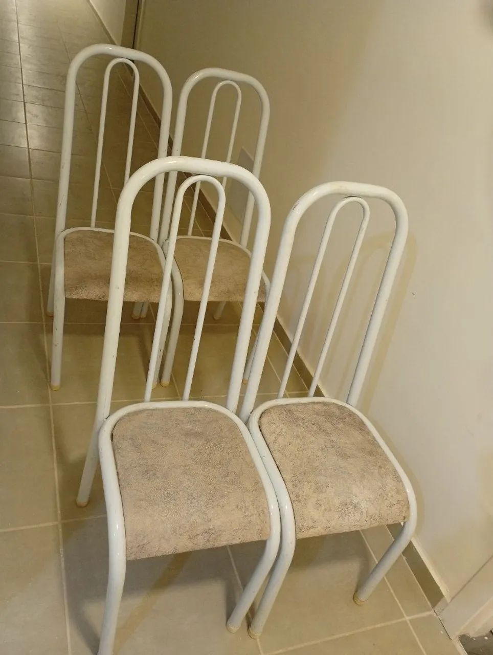 Vendo 4 cardeira  - Foto 2