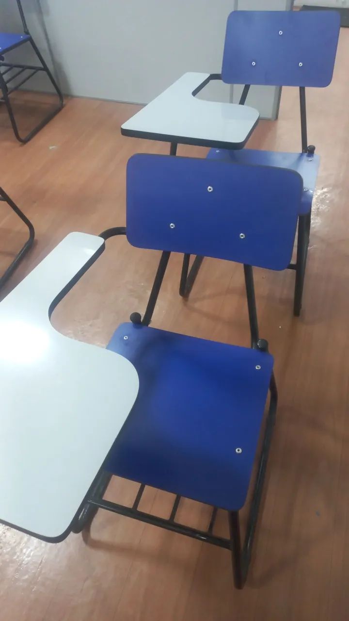 Cadeira universitária 