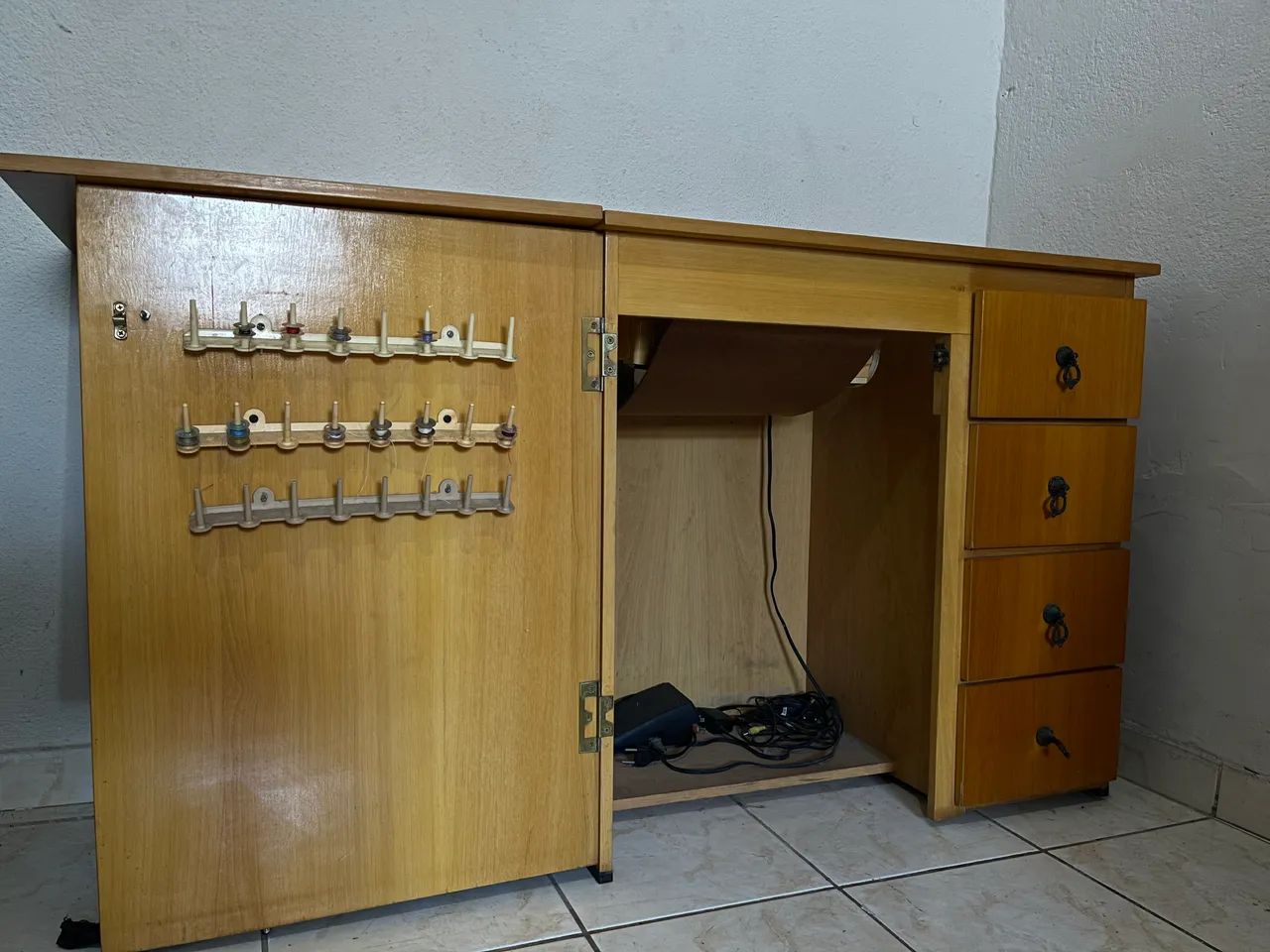 Singer 288 com gabinete original - Foto 3