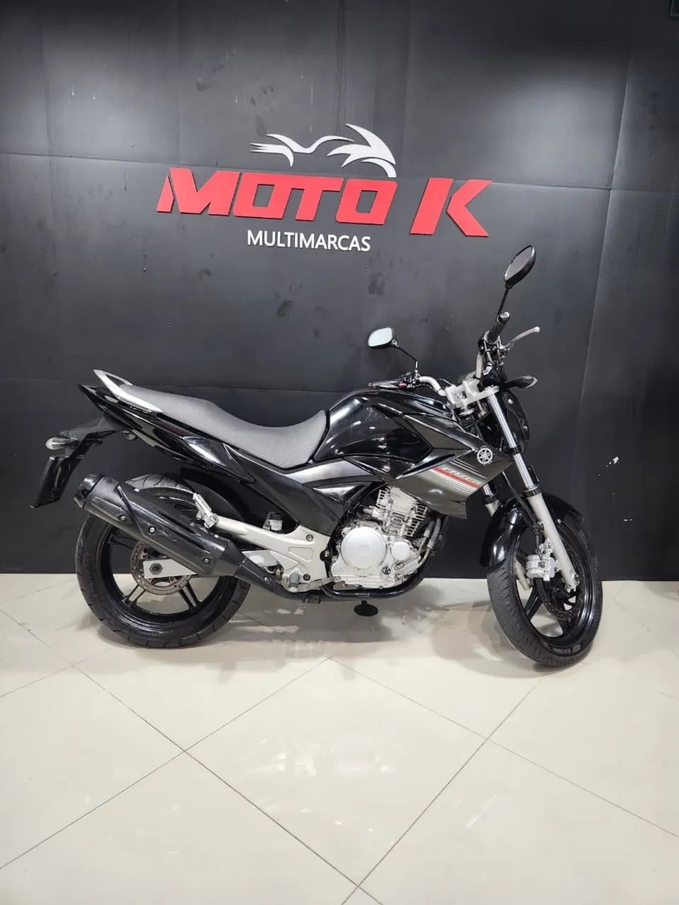 Fazer 250 moto para quem quer trabalhar 