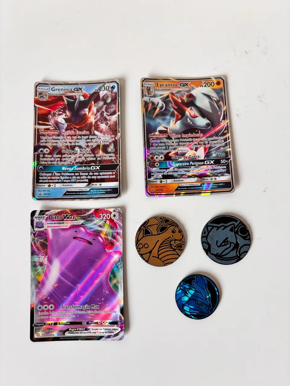 Pokémon - Cartas e moedas 