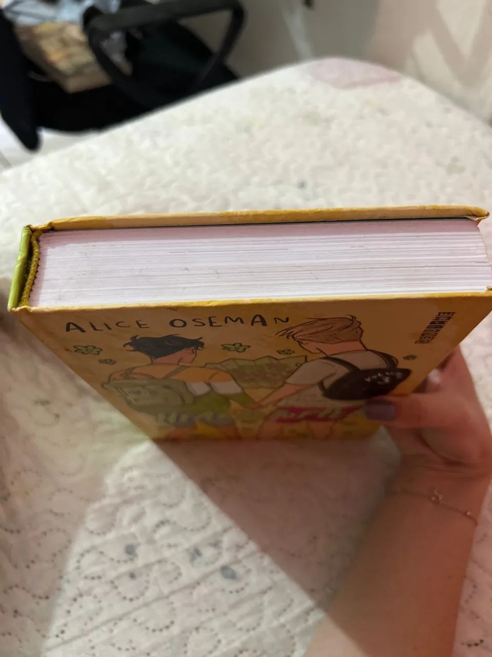 Livro Heartstopper Volume 3 - Foto 2