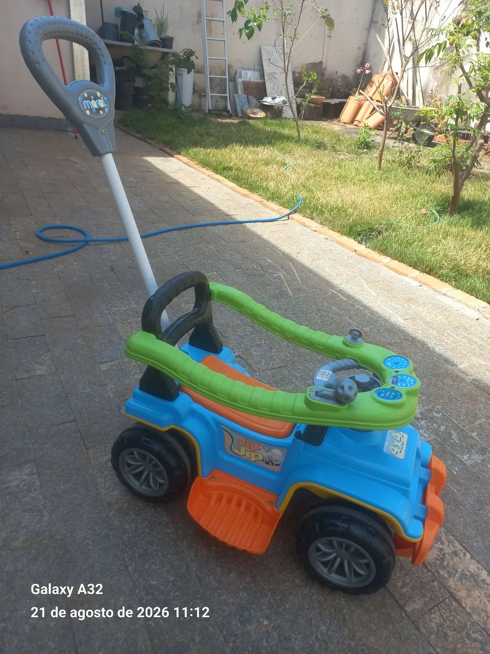 Quadriciclo infantil