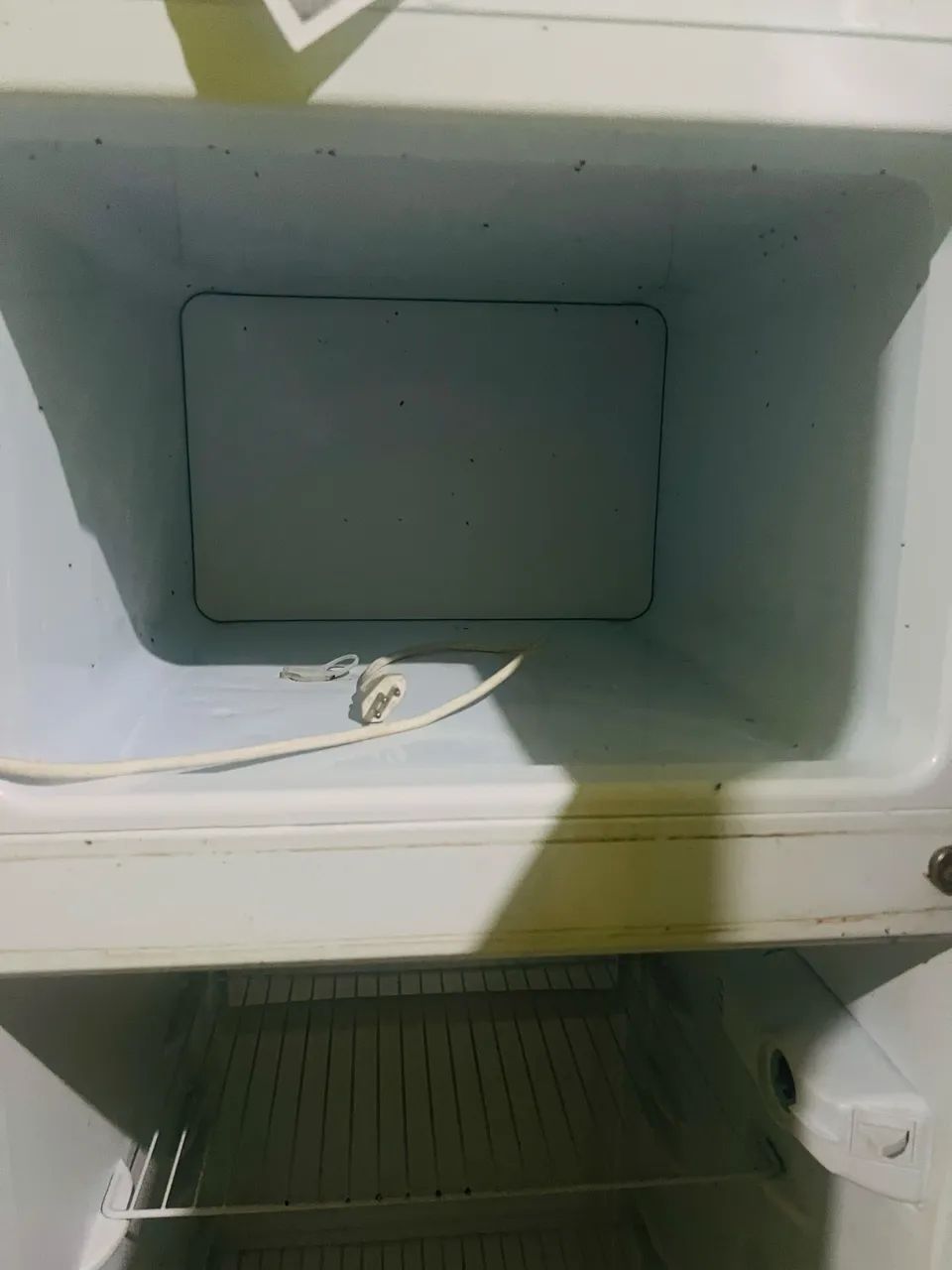 Vendo geladeira 