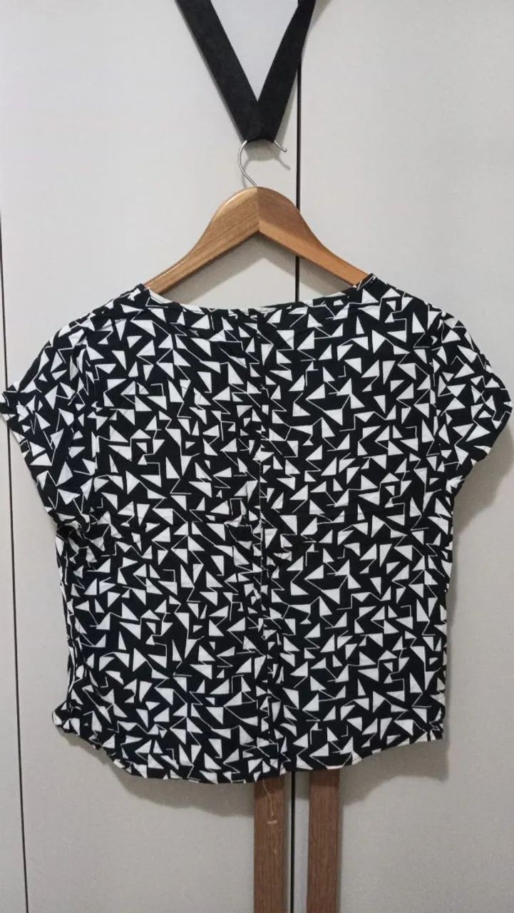 blusa listrada linda - Foto 2