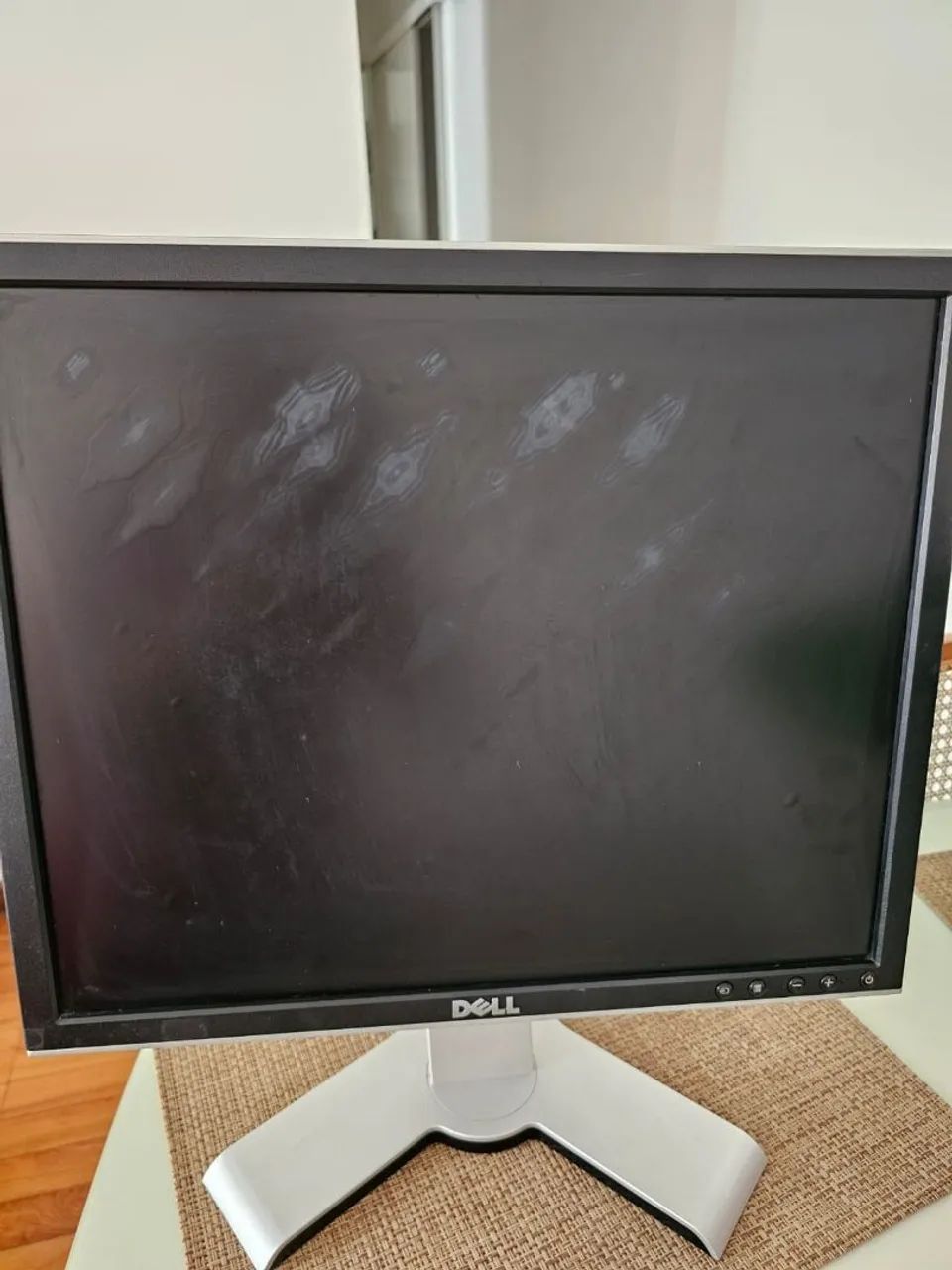 Monitor Dell antigo 