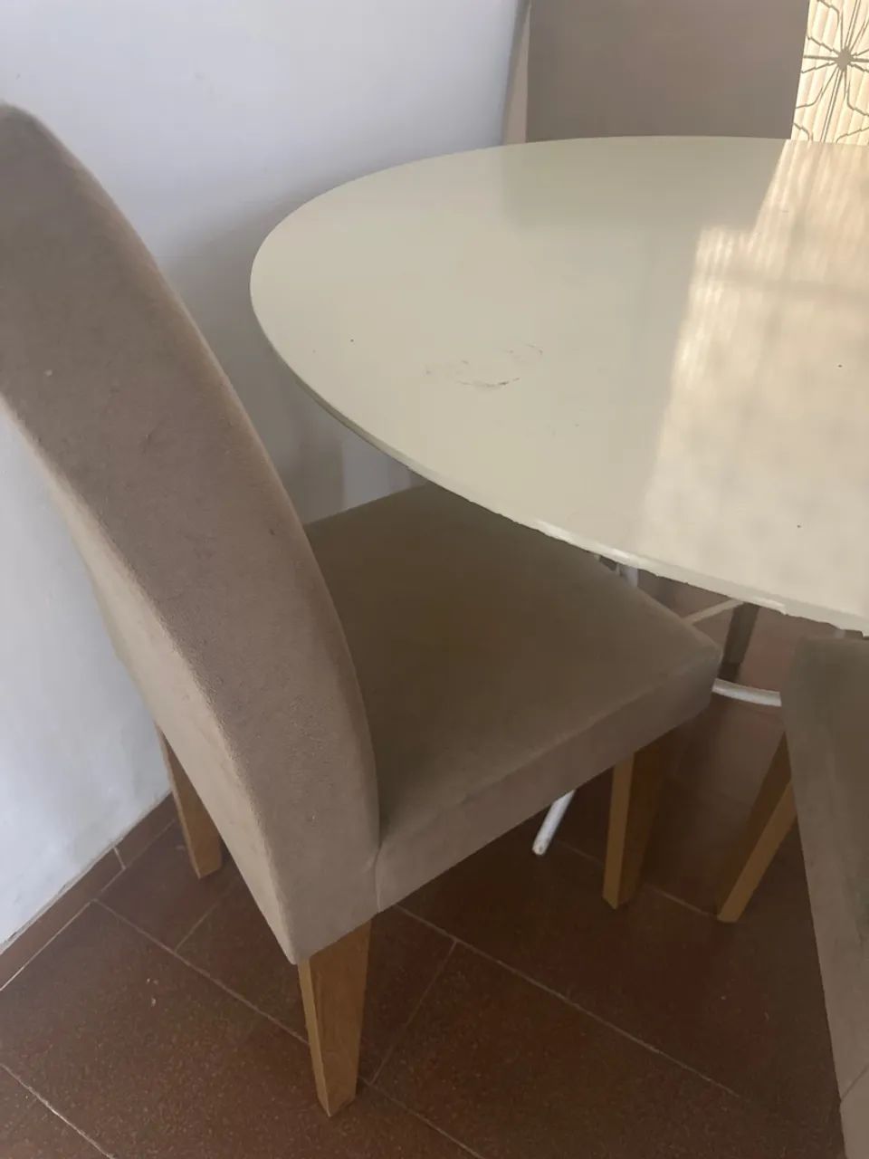 Mesa vidro com 4 cadeiras - Foto 2