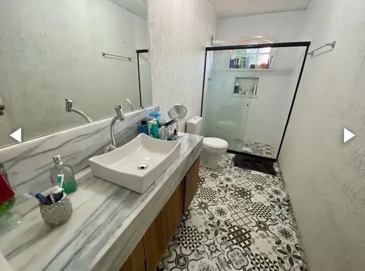 Prédio com duas lojas, um apto tipo casa com uma casa anexo - Saquarema - Foto 4