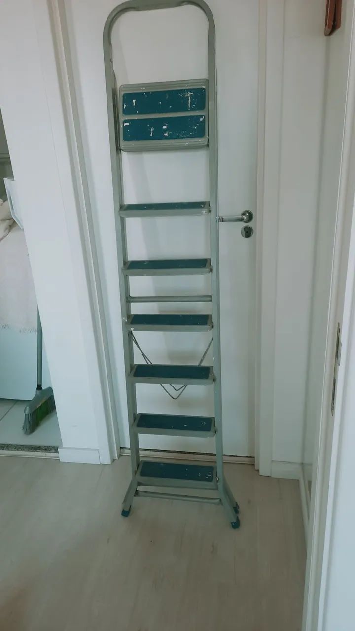 Escada de ferro com 7 degraus - Foto 3