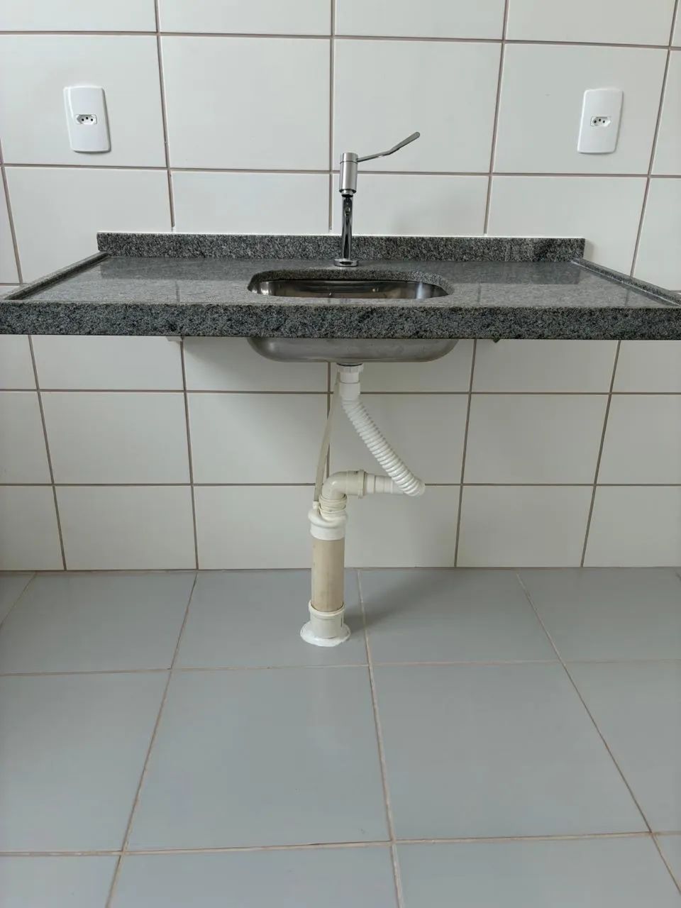 Pia de Cozinha Granito - Foto 2