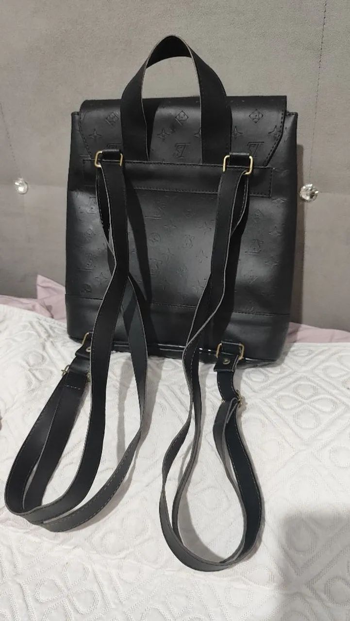Mochila bolsa, com regulagem e bolso interno com ziper - Foto 6