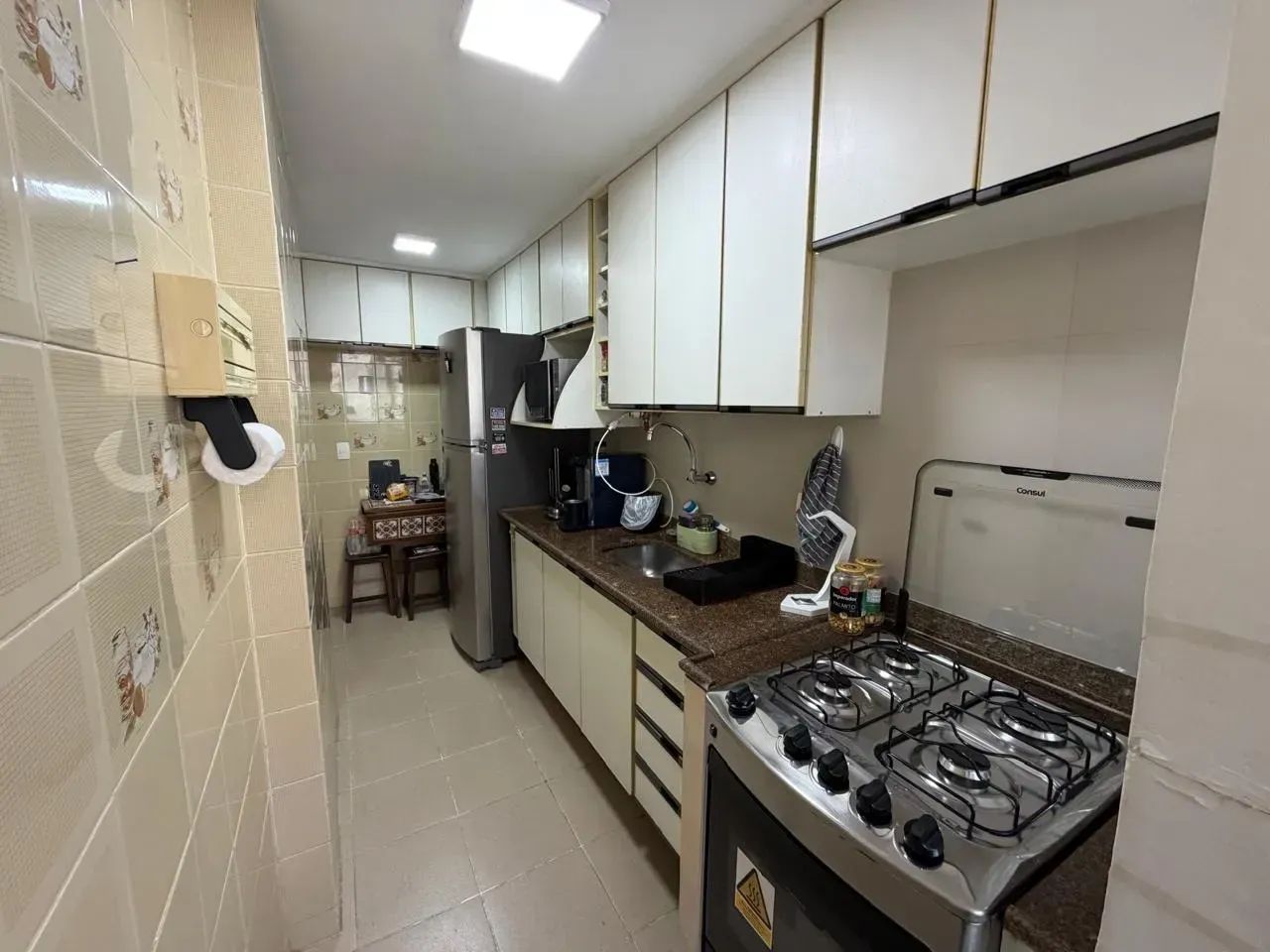 ABM- 1 quarto com dependência - Foto 3