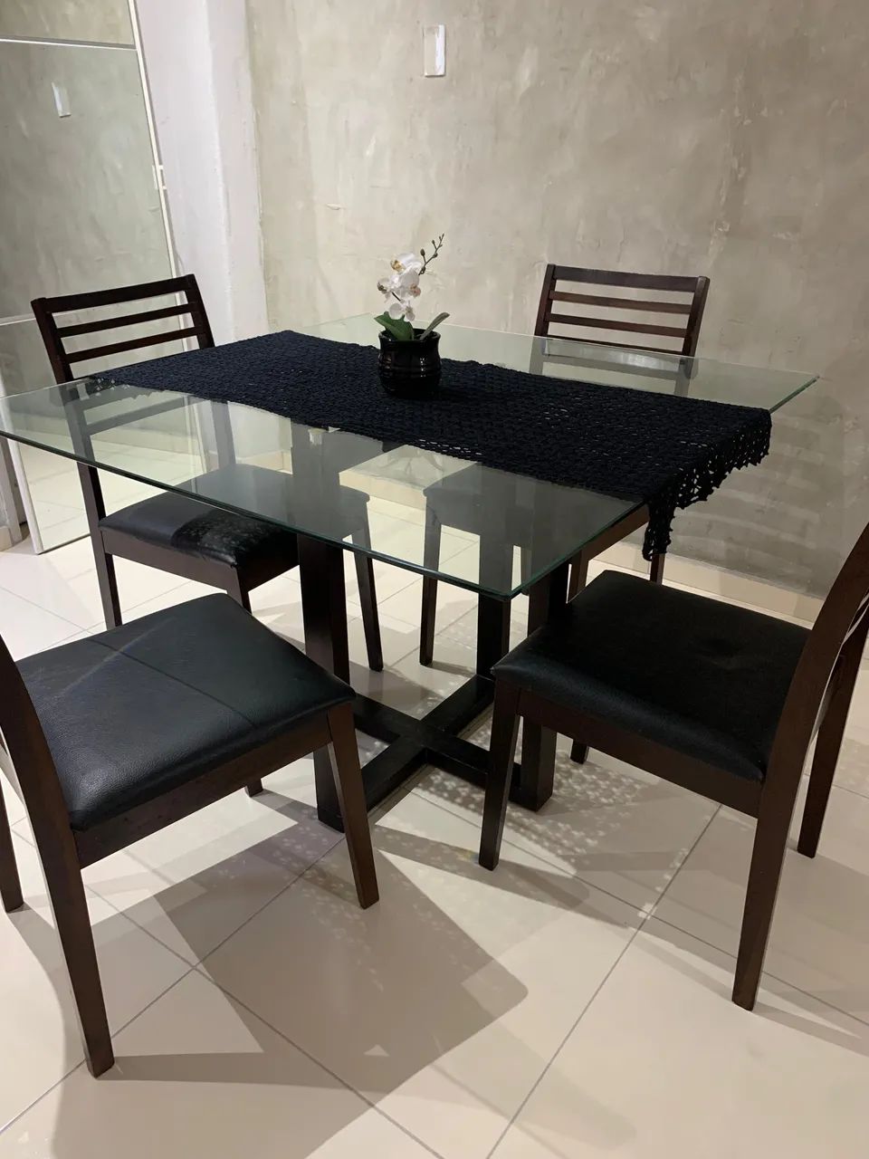 MESA DE VIDRO E CADEIRAS - Foto 4