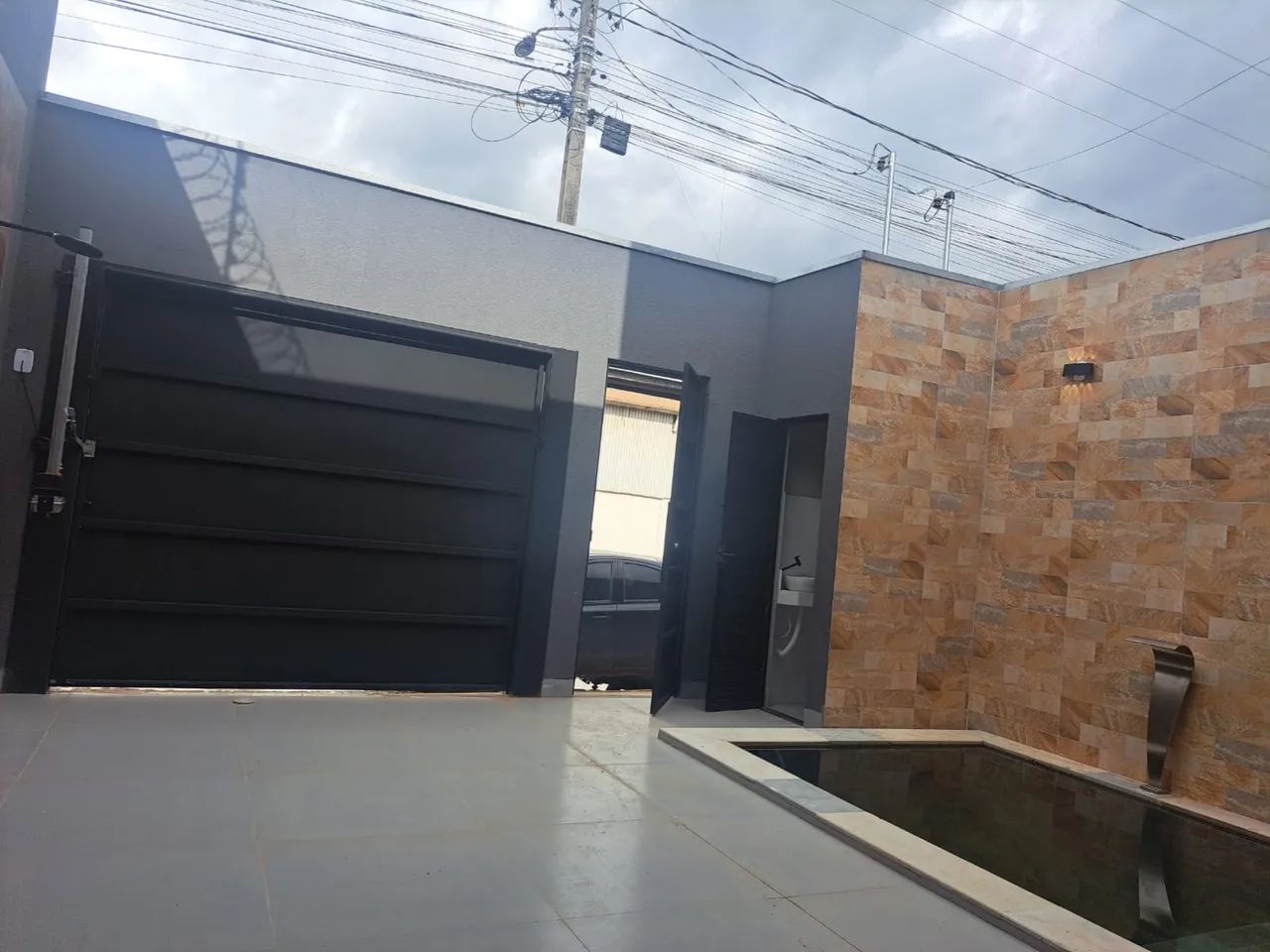 CASA MODERNA E ESTILOSA DISPONÍVEL PARA VENDA - Foto 5