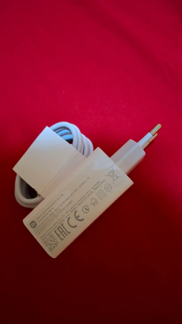 Carregador original xaiomi  ( 67 watts  )  - Foto 3