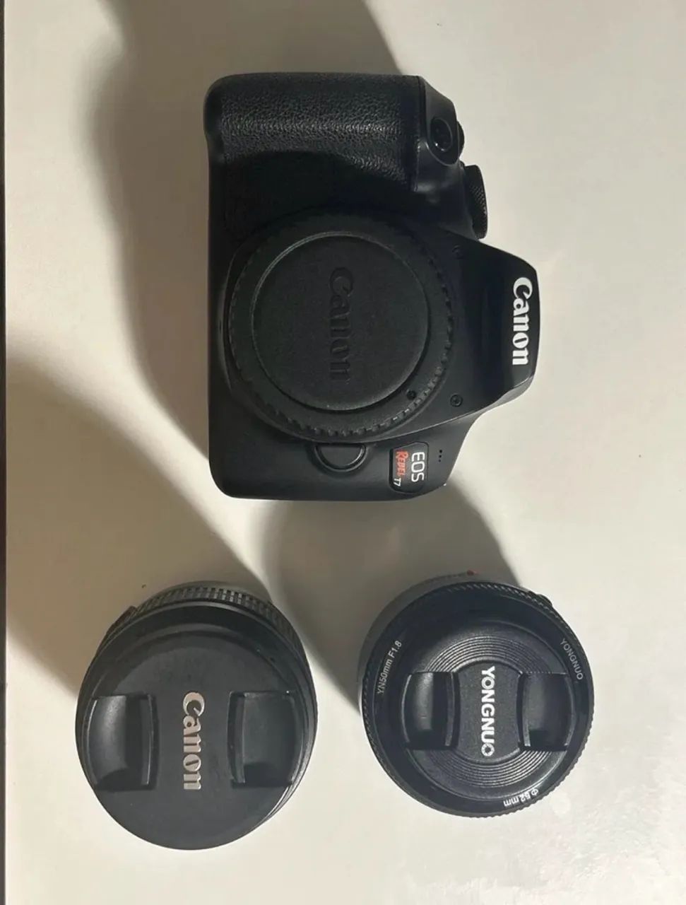 Canon T7