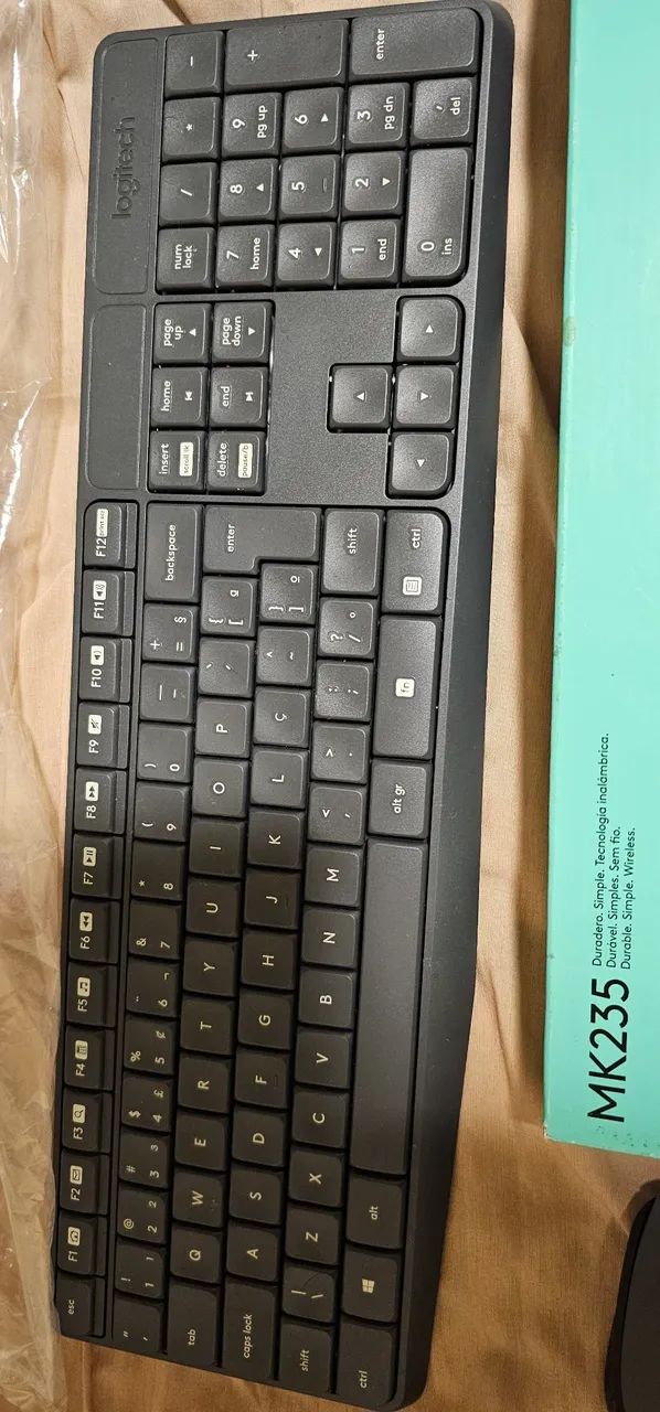 Kit teclado e mouse Bluetooth Logitech MK235 - Foto 3
