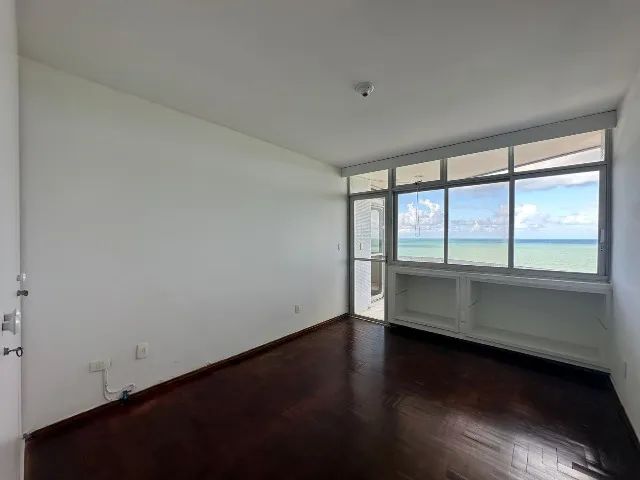 COBERTURA NA AV. BOA VIAGEM 300M² - Foto 2