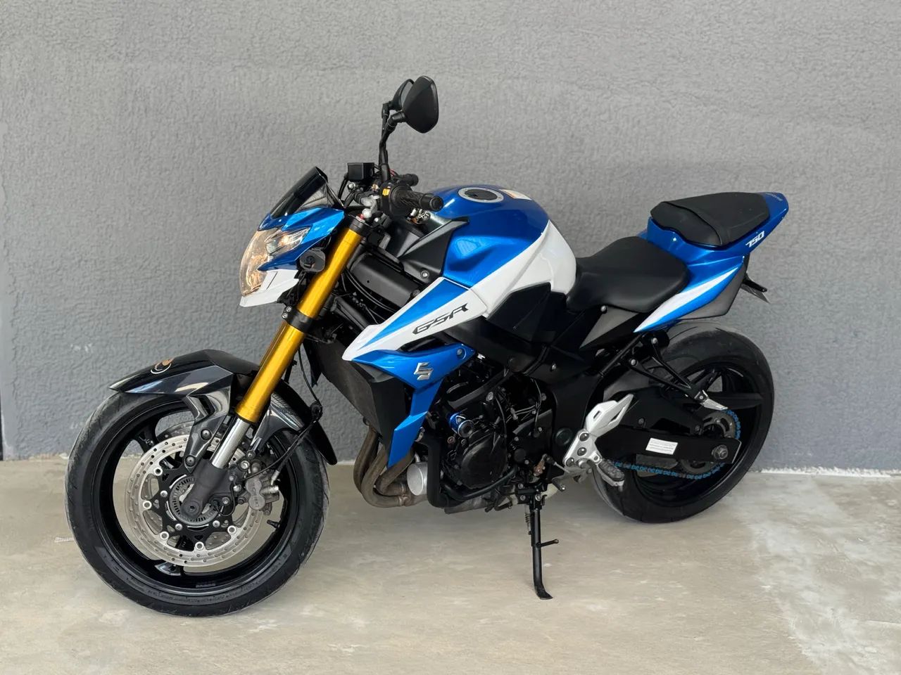 SUZUKI　GSR 400 Suzuki GSR 400