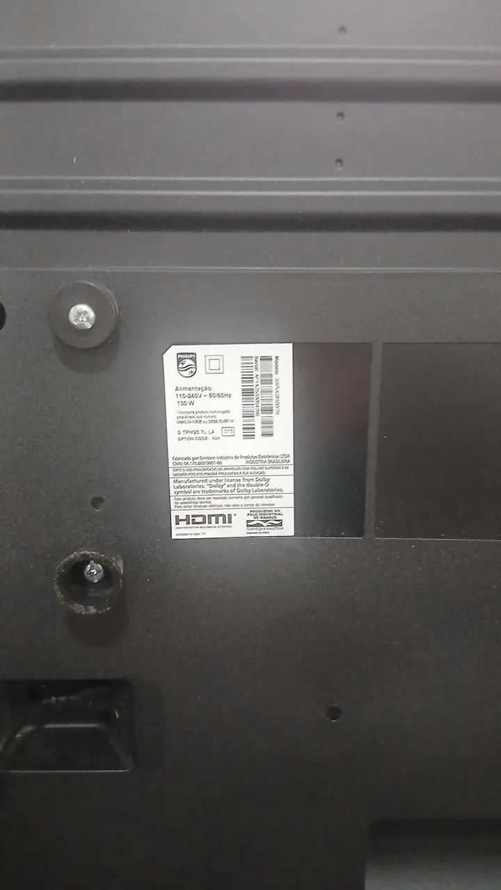 Vendo TV quebrada 55 polegadas,marca Philips, valor 300 reais - Foto 2