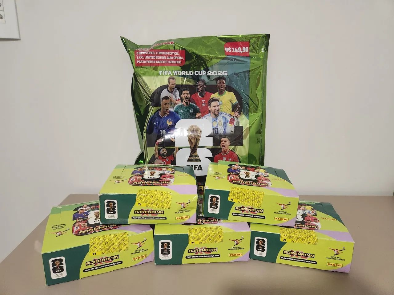 120 pacotes Adrenalyn XL + Starter pack brinde - LACRADO PANINI