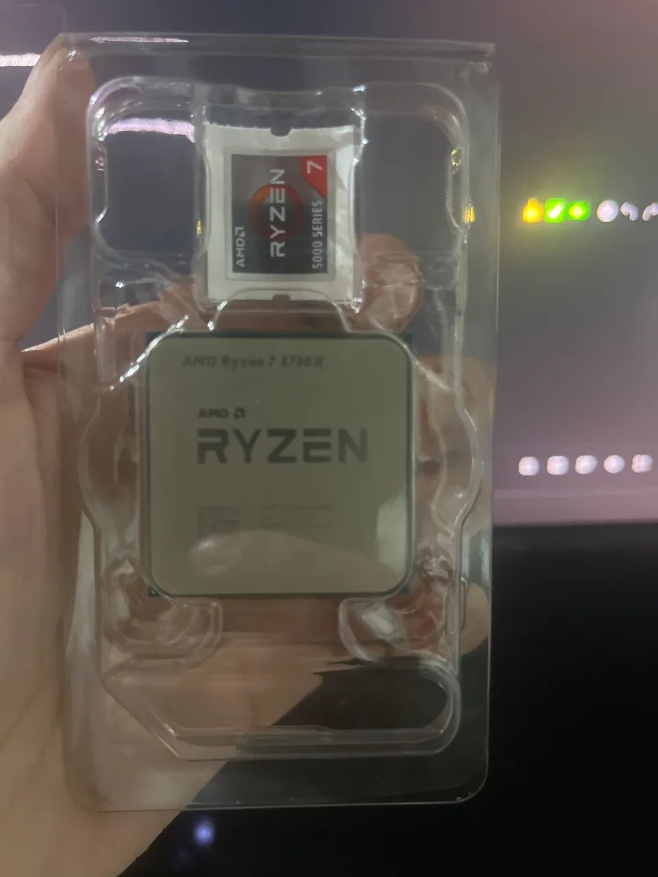 RYZEN 7 5700x