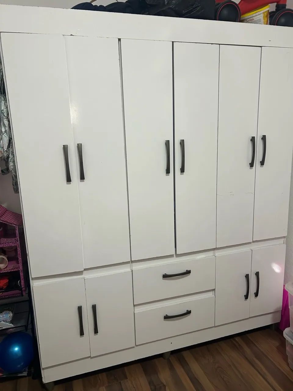 Guarda roupa 6 portas 