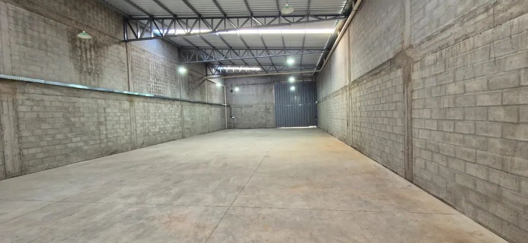 Galpão Novo Bairro Universitário 360m2 - Foto 4