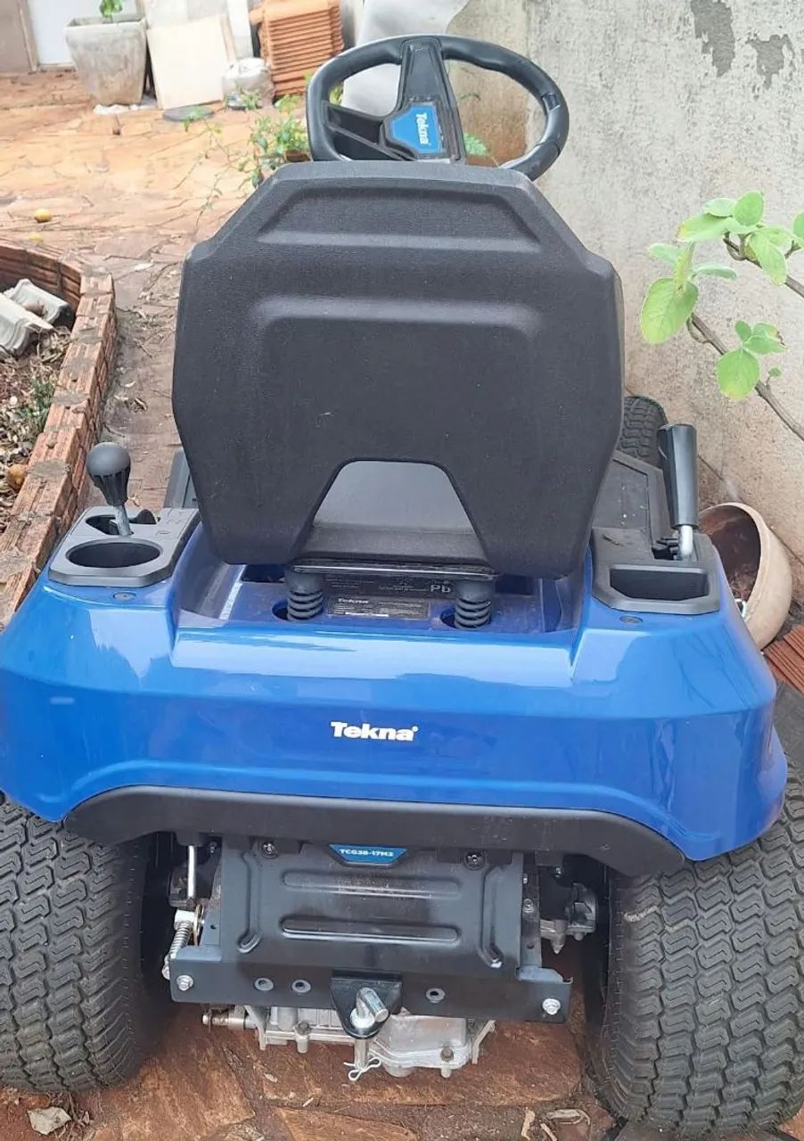 Trator cortador de grama Tekna - Foto 2