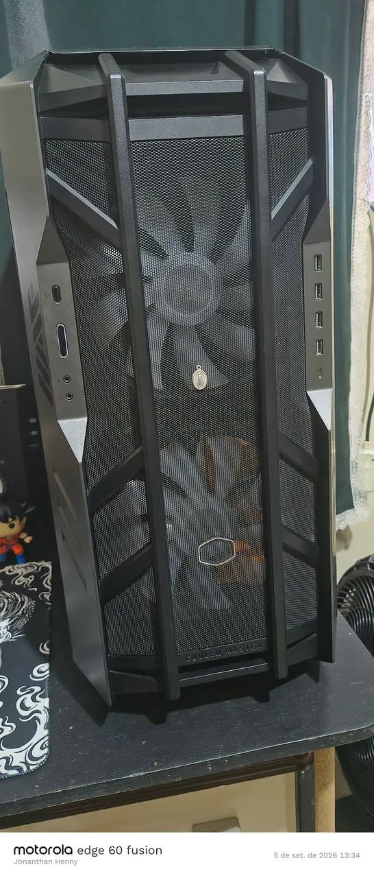 Gabinete Gamer Cooler Máster Haf 700 - Foto 2