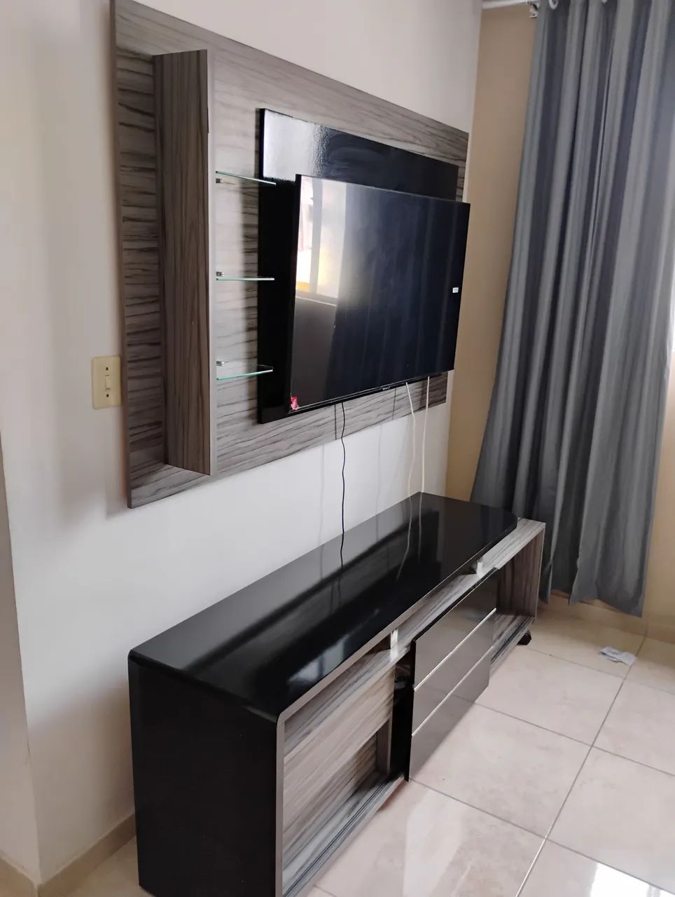 Painel com rack - Foto 2