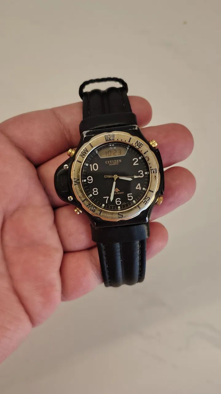 Relógio Citizen C040 Altichron (primeira geração)