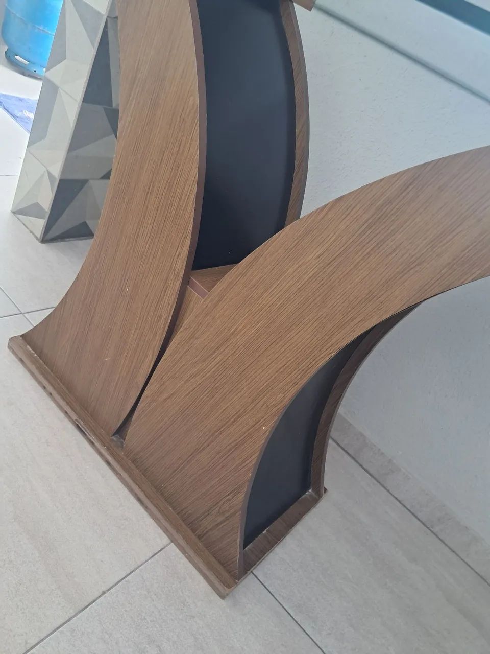 Mesa sem cadeira - Foto 5