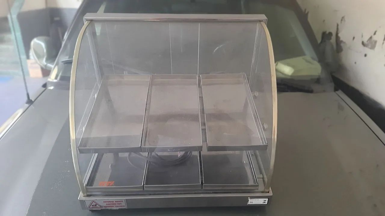 Vendo expositor de Salgado, seis bandejas.