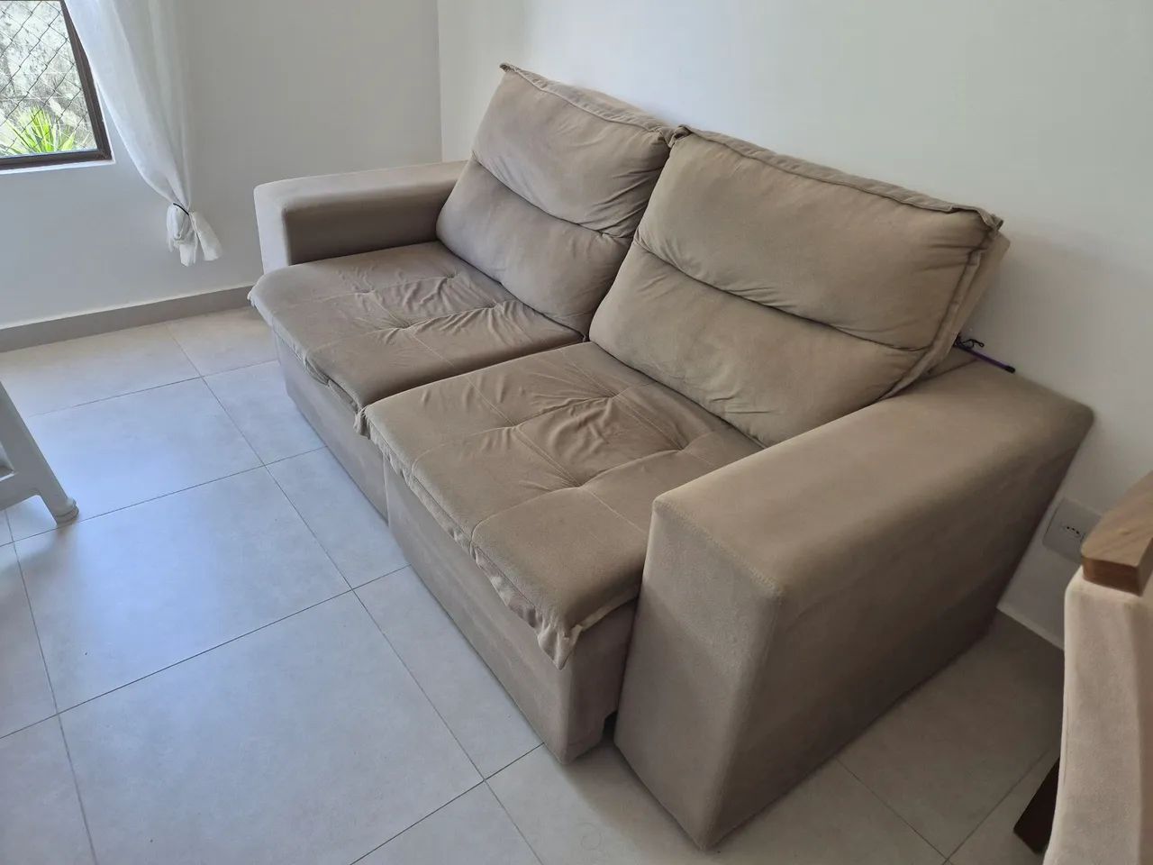 Sofá retrátil 3 lugares
