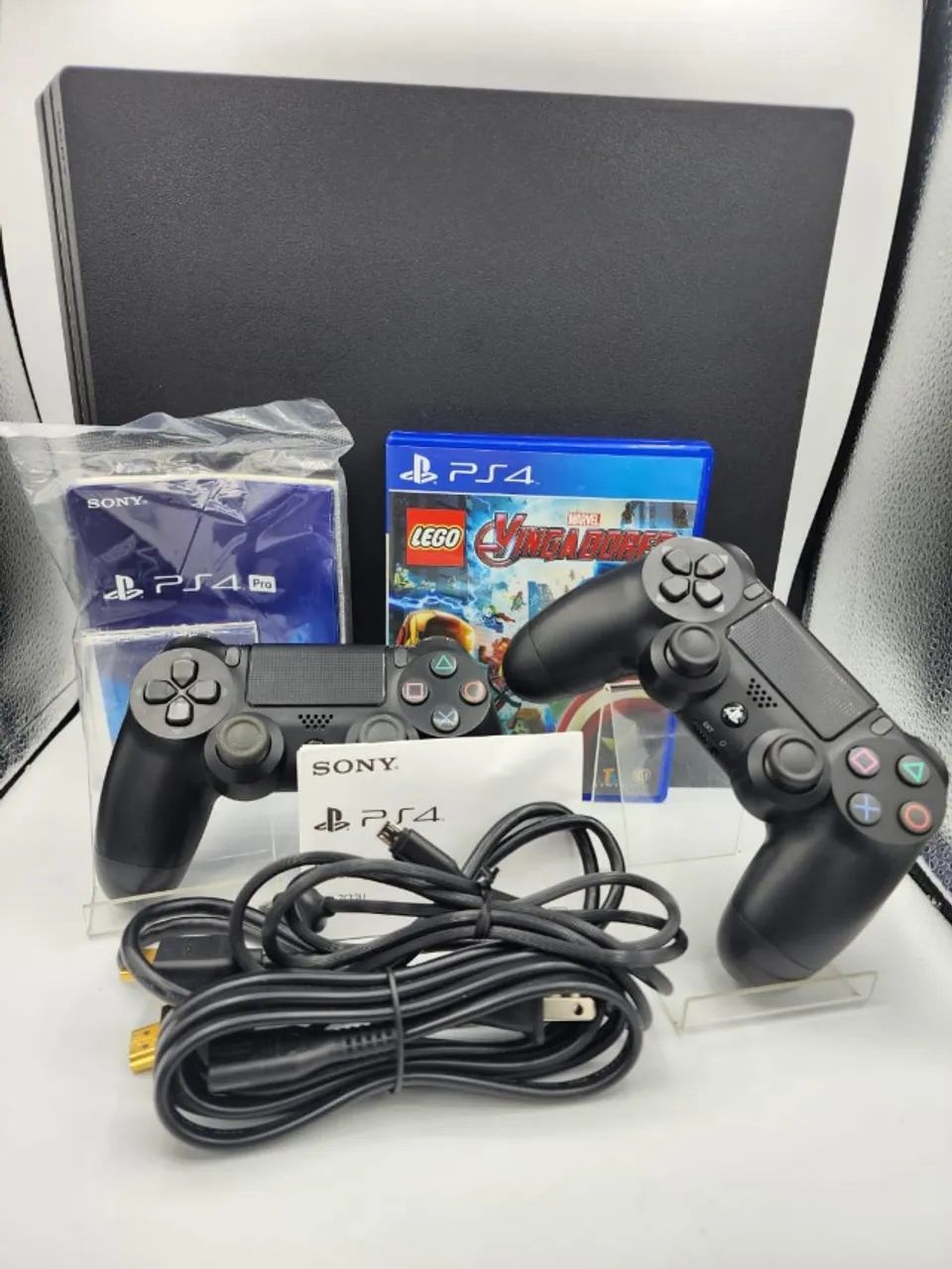 PS4 Pro + 2 Controles + Jogo + Caixa e Acessórios - Foto 2
