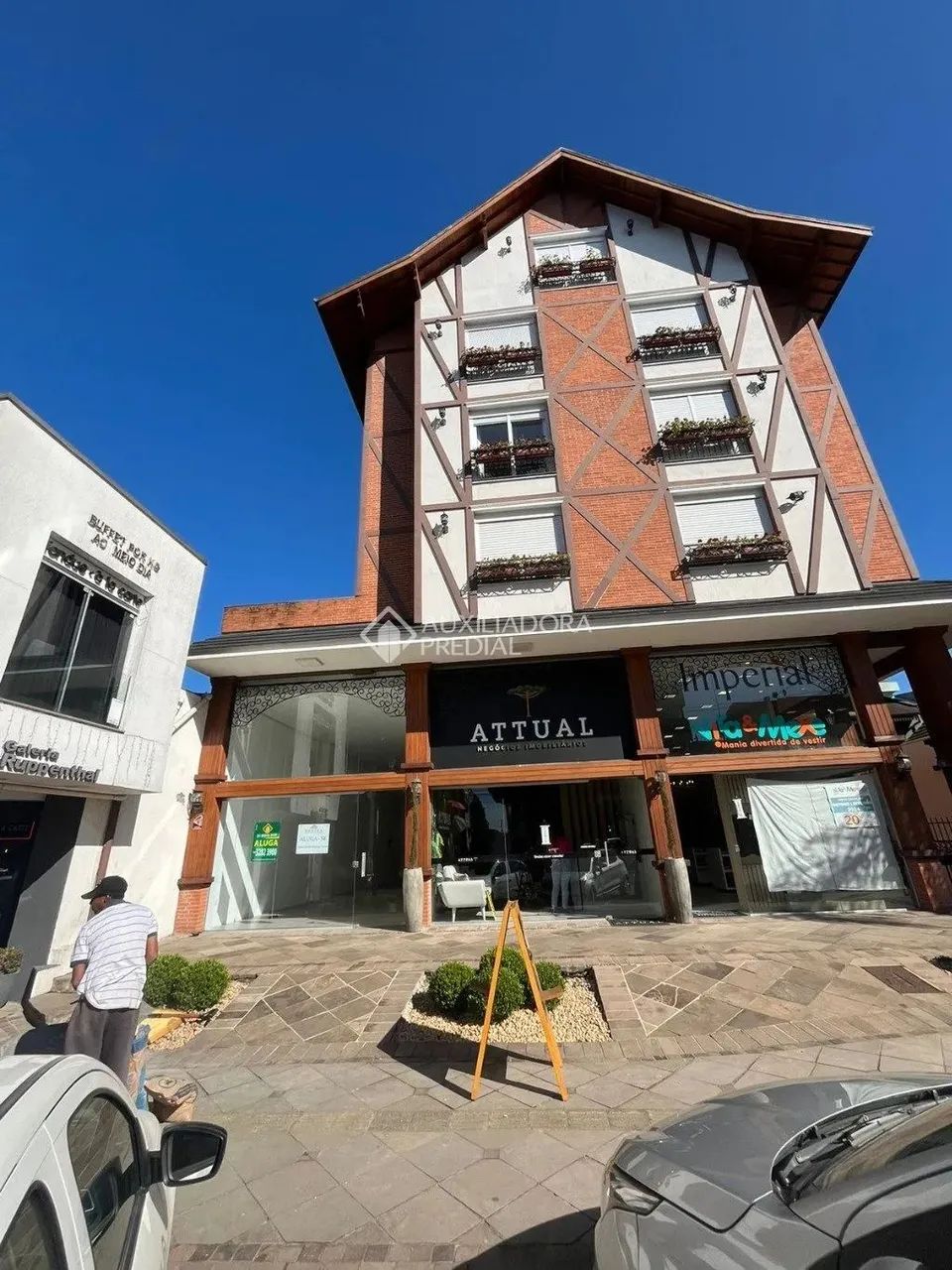 Excelente localização Central