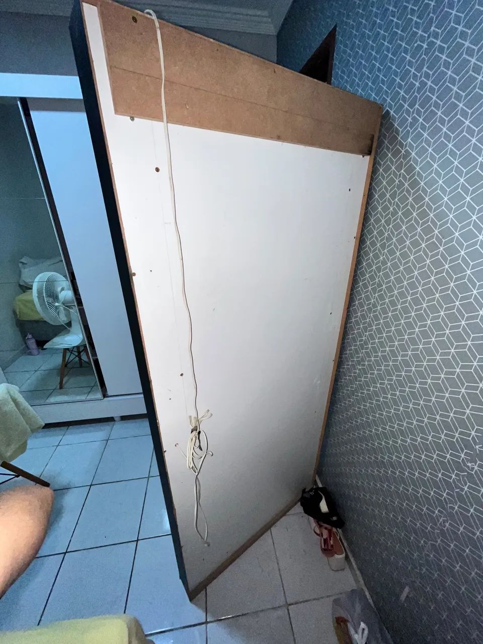 ESPELHO EM MDF COM ESPAÇO PRA LÂMPADA  - Foto 2