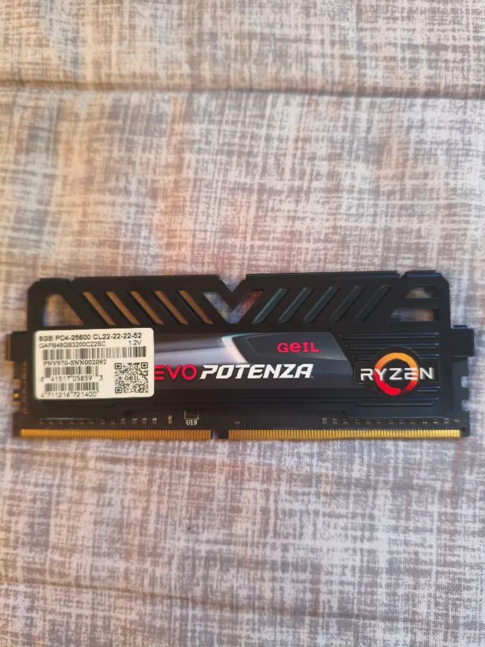 MEMÓRIA RAM GEIL EVO POTENZA DDR4 1X8GB 3200MHz