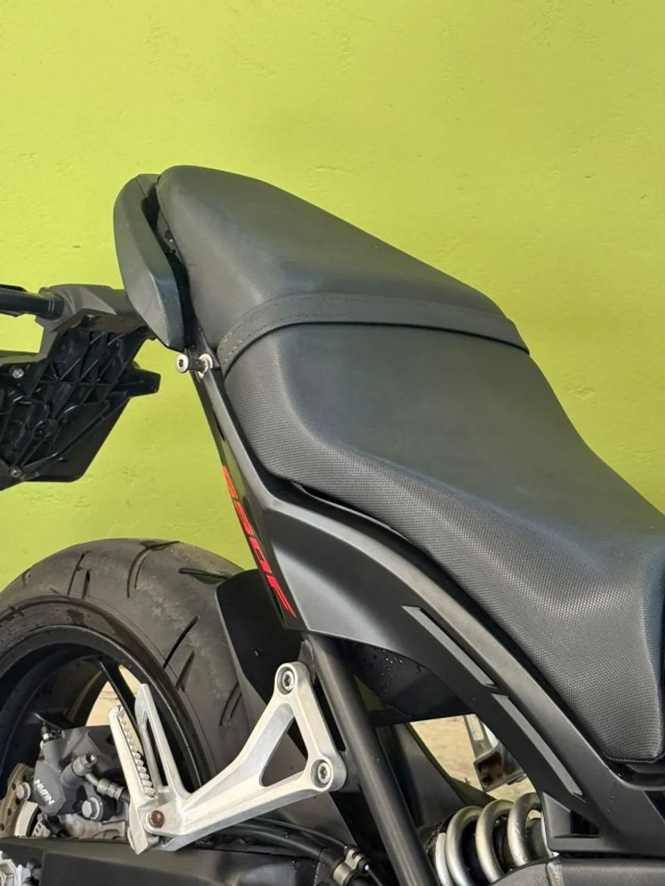 CB 650F 2019 - Foto 4
