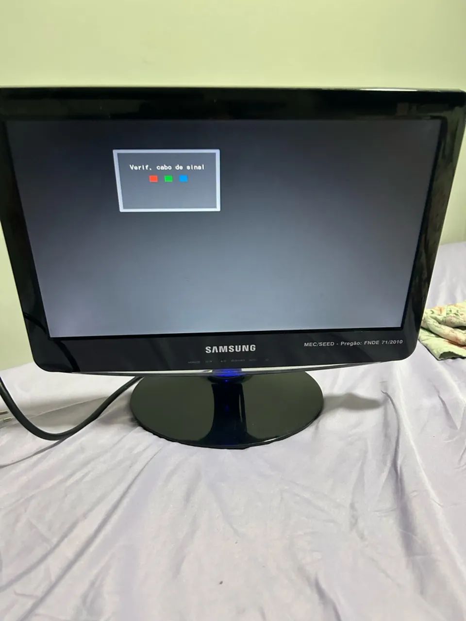 Monitor 16
